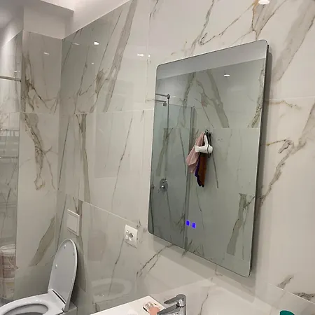 Klik Belview Center Apartment
