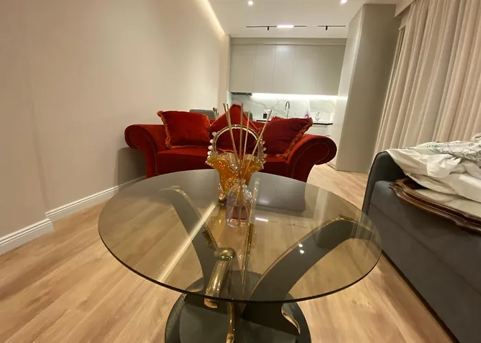 Klik Belview Center Тирана